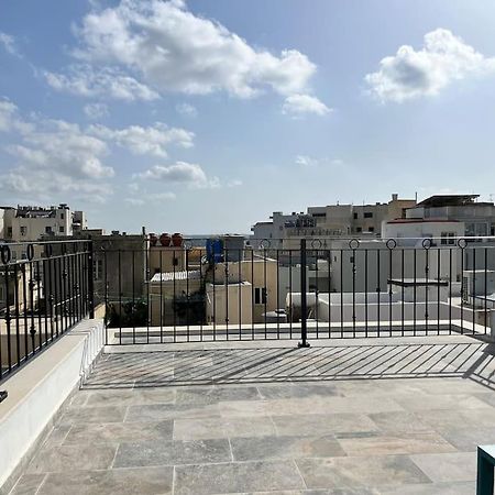 Beautiful 4-Bedroom Townhouse In Sliema Exterior photo