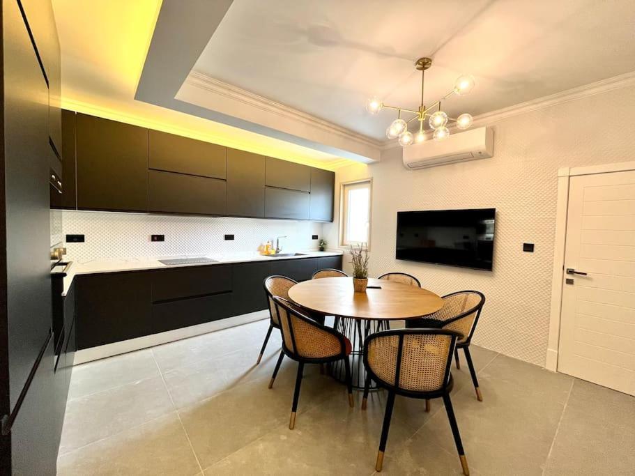 Beautiful 4-Bedroom Townhouse In Sliema Exterior photo